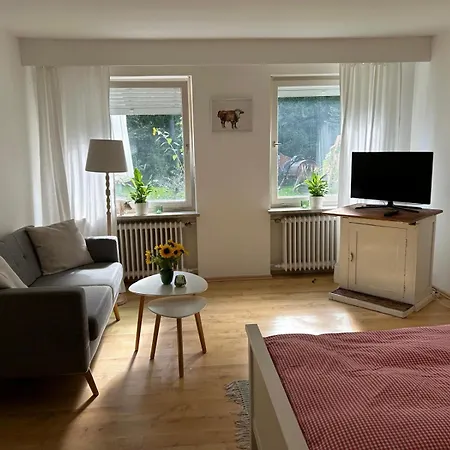Mit Terrasse Am Waldrand Apartment Starnberg